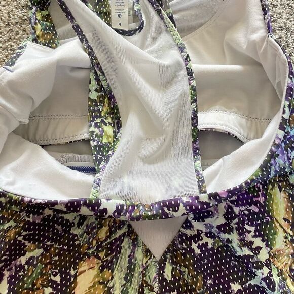 Lululemon Running In The City Mesh Floral Tank Top - Size: 6 - Picture 10 of 10